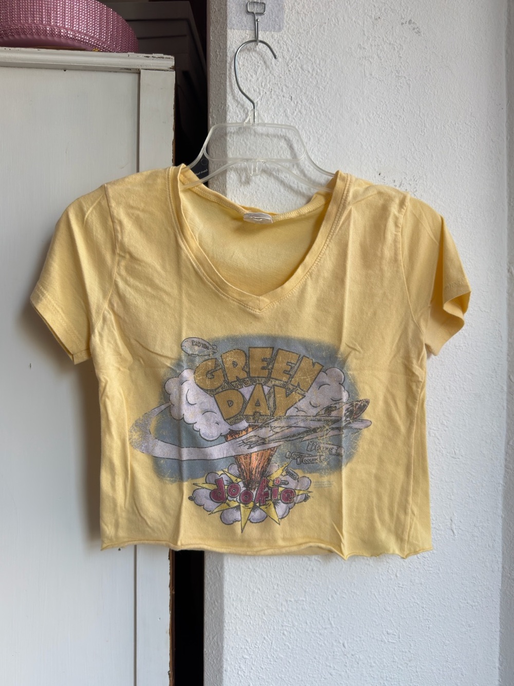 00s Bay Island Green Day Dookie album yellow v-neck tshirt 100% cotton cropped